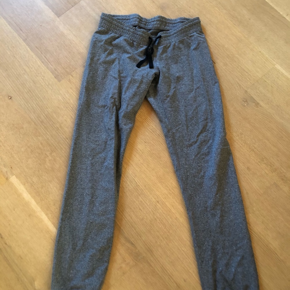 Lululemon joggers